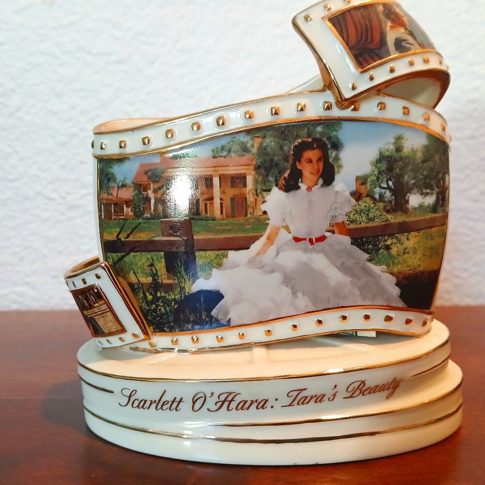 "Scarlett O'Hara: Tara's Beauty" from the Lights, Camera Passion! series